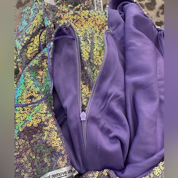 Nasty Gal Ruffle Hem Sequin Cami Mini Dress in Purple Size 2 - Picture 11 of 17